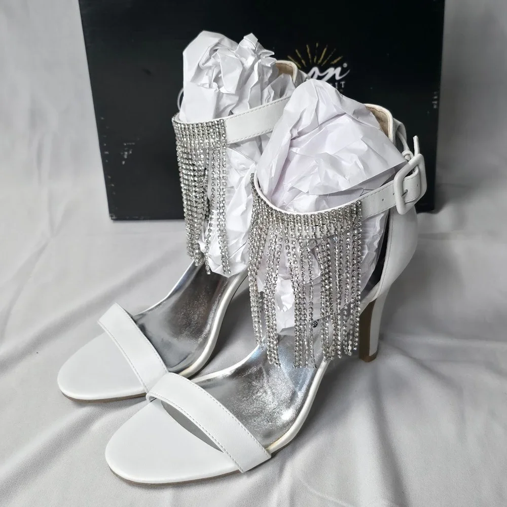 Beacon Women's Glamour Rhinestone White Heels Size 9M NIB